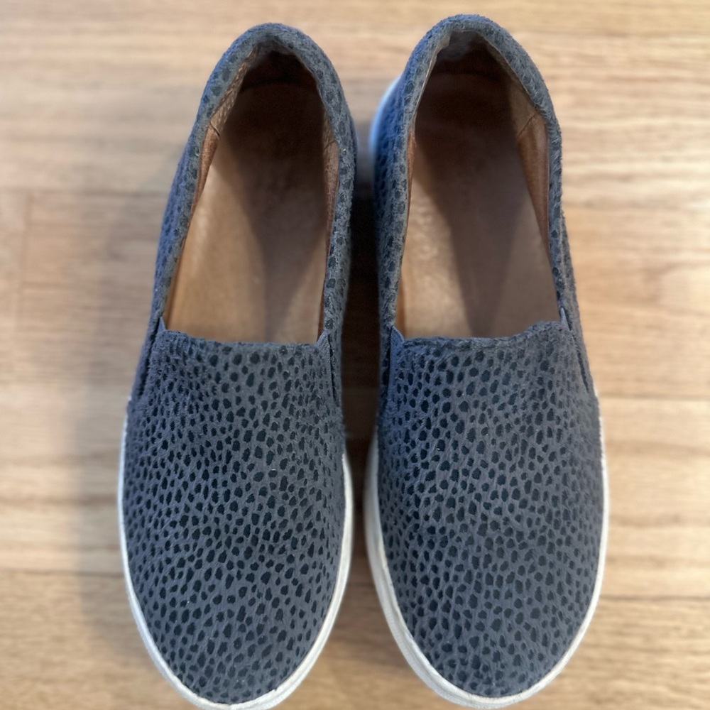 Caslon Charcoal Textured Slip-On Sneakers